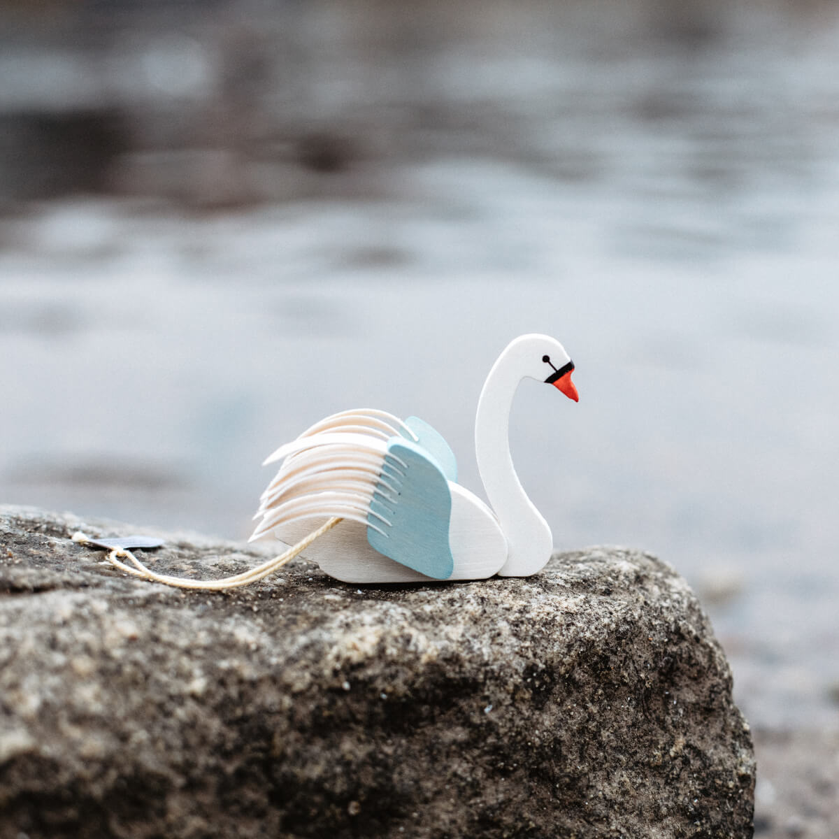 Schwan als Baumschmuck weiß mit weißer Fiederung I Graupner Holzminiaturen®