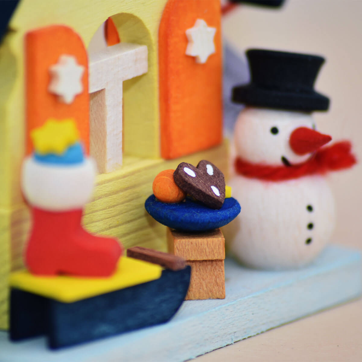 House 'Snowman' Ornament with animals