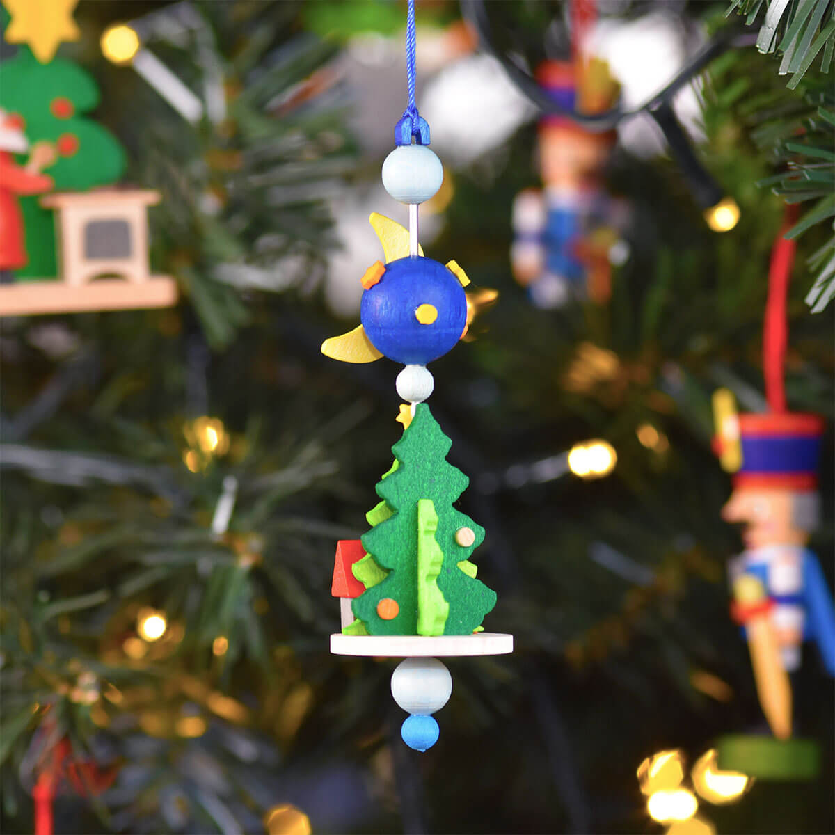 Spindle Ornament with nutcracker